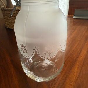 ARC France Frosted Glass Jar with Snowflake Design